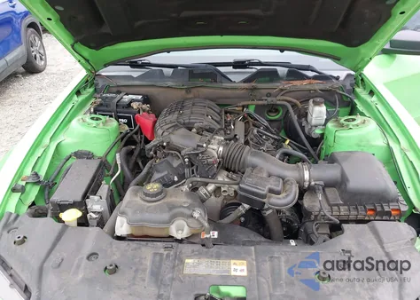 2013 Ford Mustang V6 from USA, damaged, VIN 1ZVBP8AM0D5248999